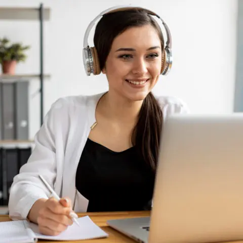 Courses for admin professionals UK learning