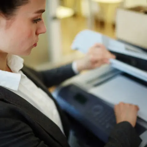choosing the right printer for your UK law firm - office printer